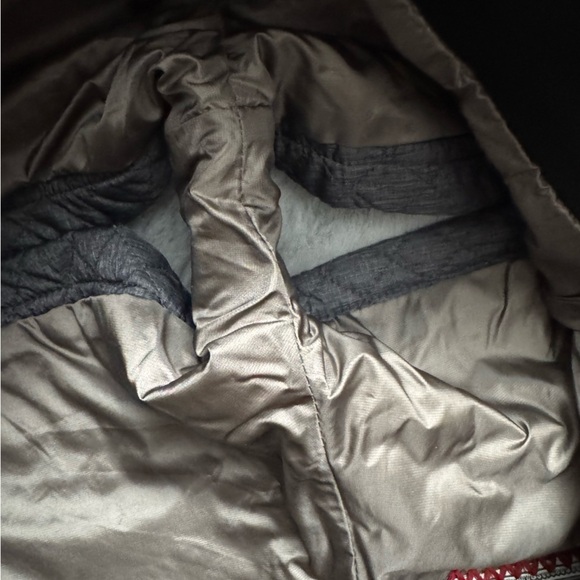 Alp-N-Rock Quilted Puffer Shorts Size 2 NWOT - Picture 10 of 16